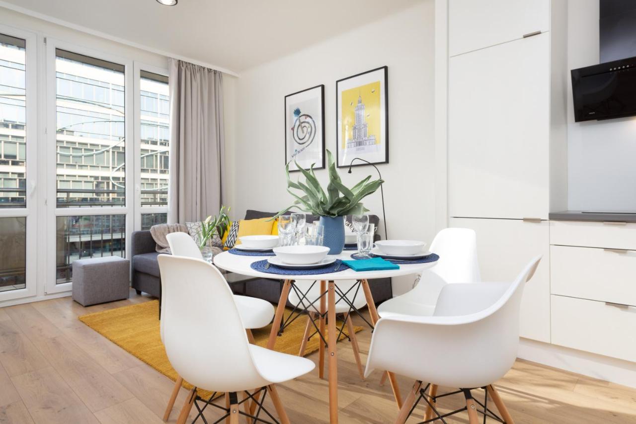 Family City Center Apartment By Renters Prestige Varsóvia Exterior foto